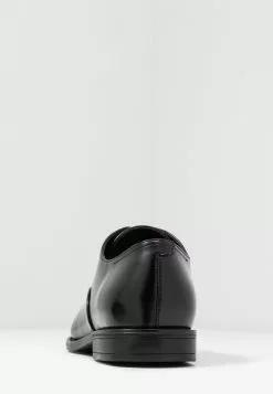 Pier One Veterschoenen 9 Pier One Veterschoenen -Pier One Winkel 0bffac01910943f6a72f340fdfe4150b