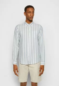 Pier One Overhemd - Light Blue/white 10 Pier One Overhemd - Light Blue/white -Pier One Winkel 0c06c9a57bc44614a69cf800bec2de11