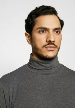 Pier One Longsleeve -Pier One Winkel 3a3b542ffa82404fbec6174627bbfba6