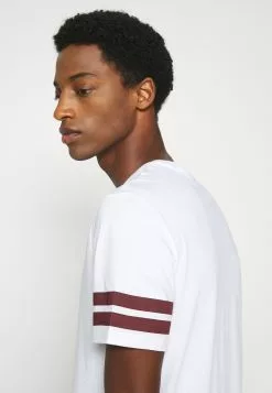 Pier One T-shirt Print -Pier One Winkel 4ba1b82d8bf947e4a41019ee9f083145