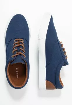 Pier One Sneakers Laag