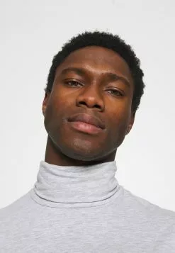 Pier One Longsleeve -Pier One Winkel 8c84b3b393ad43e1b353ea24942d7d53