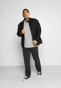 Pier One 5 PACK - T-shirt Basic