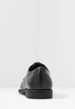 Pier One Veterschoenen -Pier One Winkel d80a9138d2bb4dc2833242f8c9ed9cd8