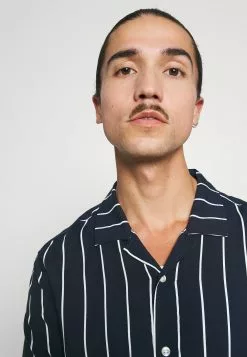 Pier One Overhemd -Pier One Winkel e6e9fc23e1cd46fc87b552b5249f1636