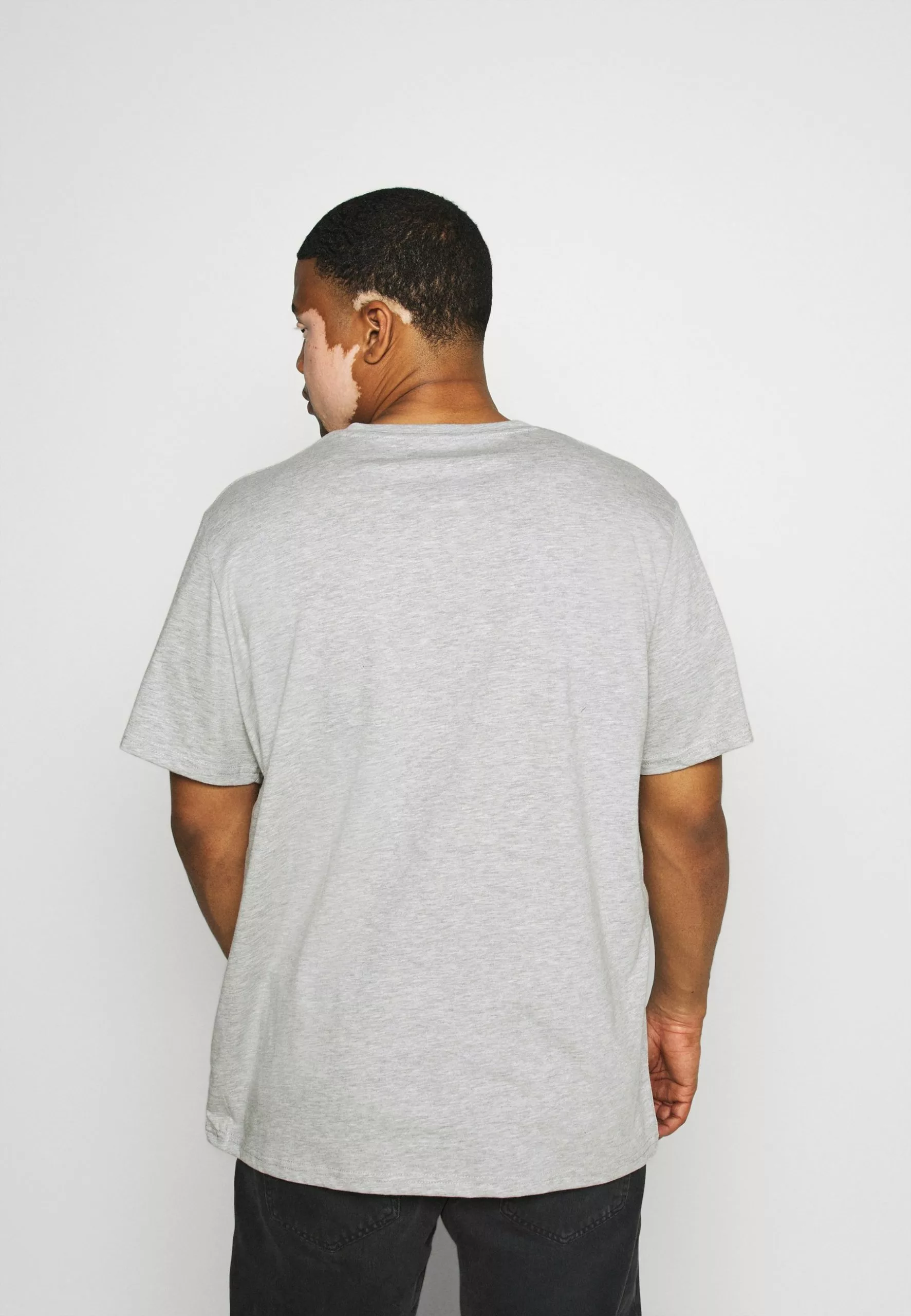 Pier One 5 PACK - T-shirt Basic 5 Pier One 5 PACK - T-shirt Basic - Afbeelding 3