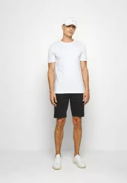 Pier One 7 PACK - T-shirt Basic